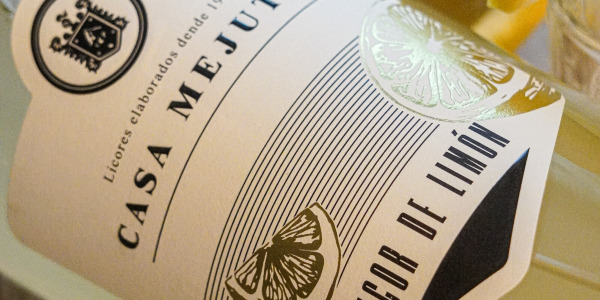 Licor de limón gallego artesanal: tradición, sabor e identidad en cada gota